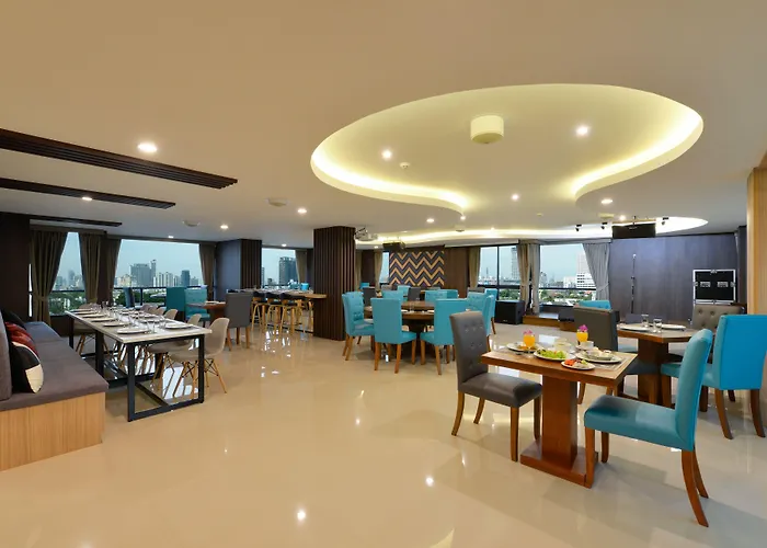 Hotel Siri Ratchada