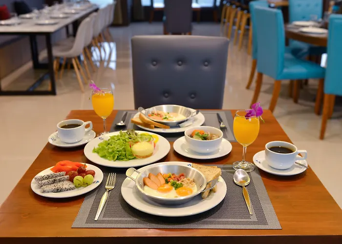 Siri Ratchada Hotel 3*