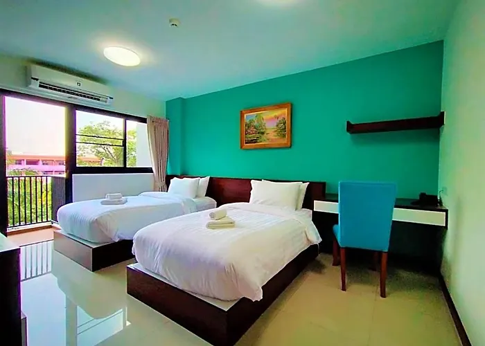 Siri Ratchada Hotel