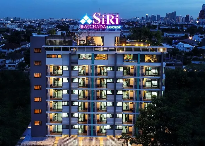 Siri Ratchada 3*
