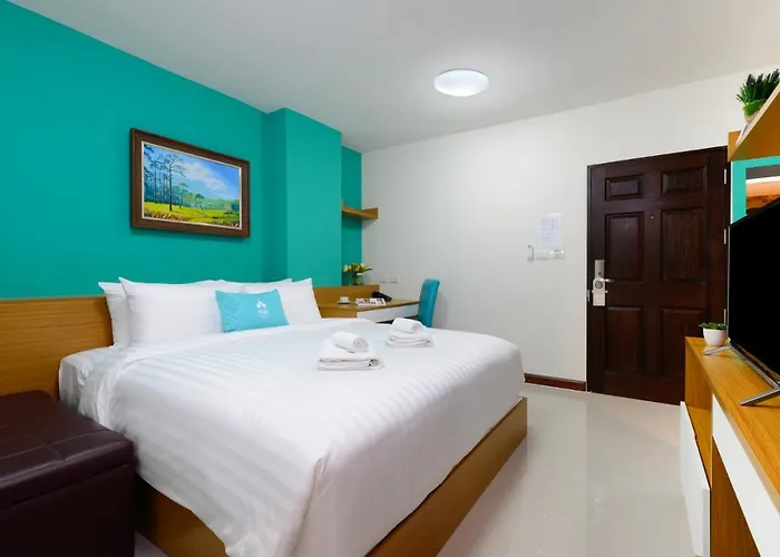 Siri Ratchada Hotel